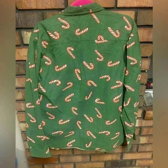 Jogal Men’s Holiday Candy Cane Button Up Shirt - Picture 2 of 4
